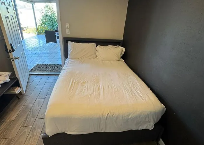 Midtown Unit C Backyard Apartment *