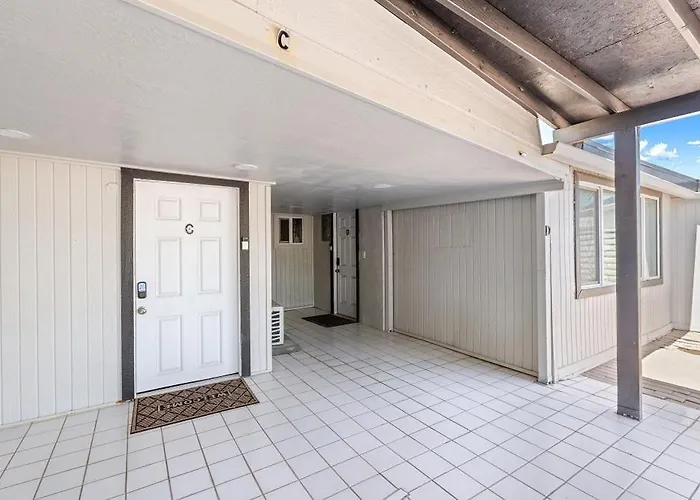 Apartment Midtown Unit C Backyard Phoenix
