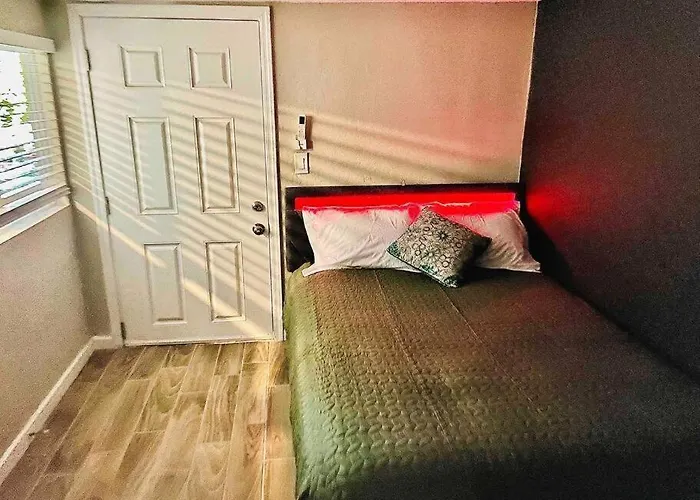 Midtown Unit C Backyard Apartment Phoenix